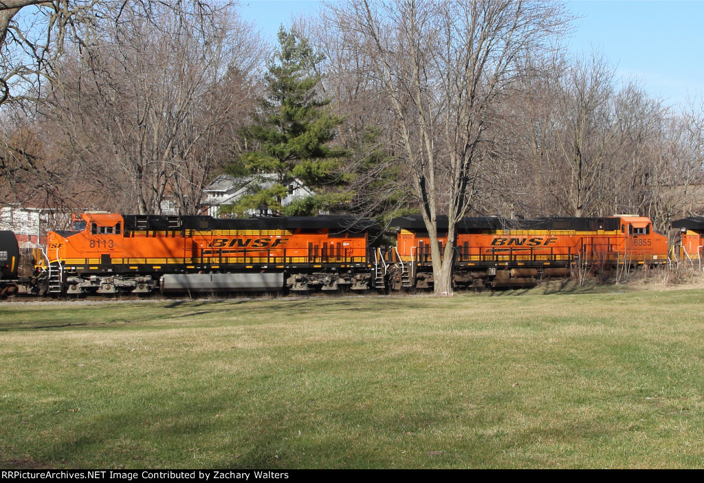 BNSF 6855 8113